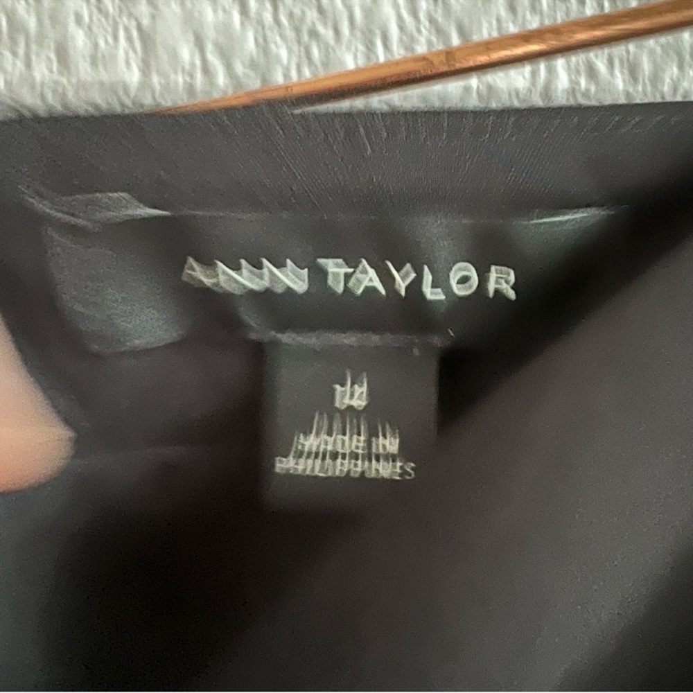 Ann Taylor Black Skirt Career Back Zip Work Office 14 - Picture 6 of 6